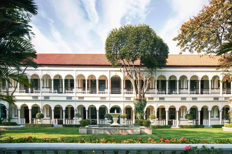 hotel di surabaya yang ada bathtub